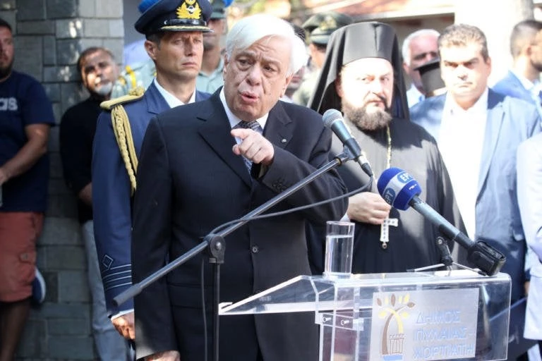Στις εκδηλώσεις για την επέτειο του Ολοκαυτώματος του Χορτιάτη ο Παυλόπουλος – «Δικαστικά επιδιώξιμες οι γερμανικές αποζημιώσεις»